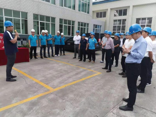 鞏義市康店鎮黨委 書記路少輝帶領優秀企業家到我公司現場觀摩